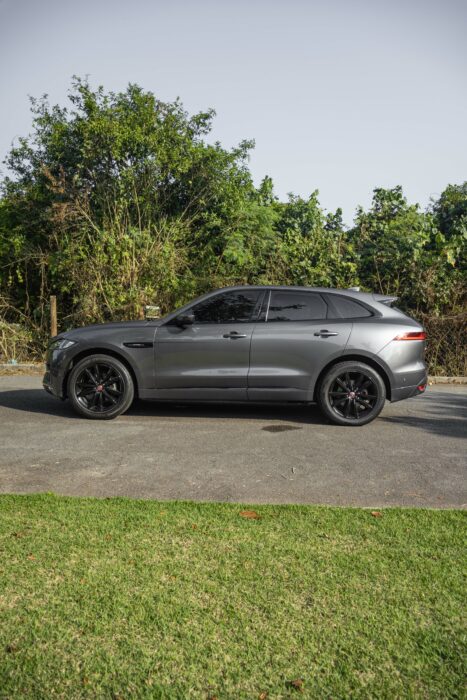 JAGUAR F-PACE 2019 completo