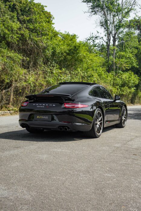 PORSCHE 911 CARRERA S 2012 completo