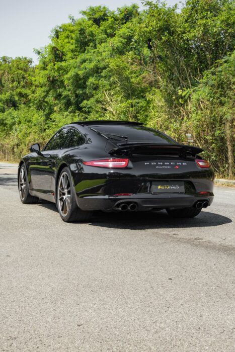 PORSCHE 911 CARRERA S 2012 completo