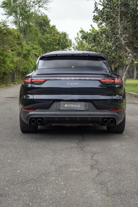 PORSCHE CAYENNE 2023 completo