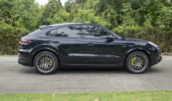 PORSCHE CAYENNE 2023 completo