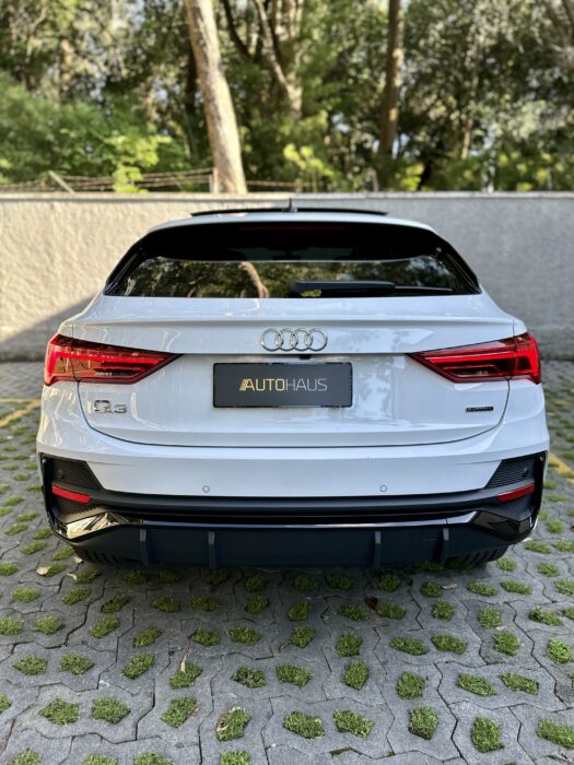 AUDI Q3 2022 completo