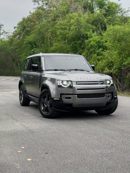 LAND ROVER DEFENDER 2024 completo