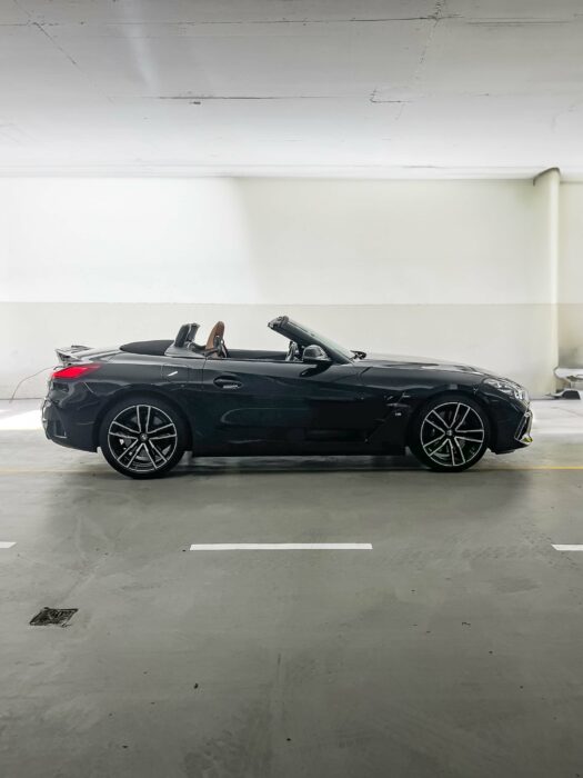 BMW Z4 2021 completo