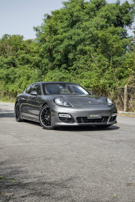 PORSCHE PANAMERA 2012 completo