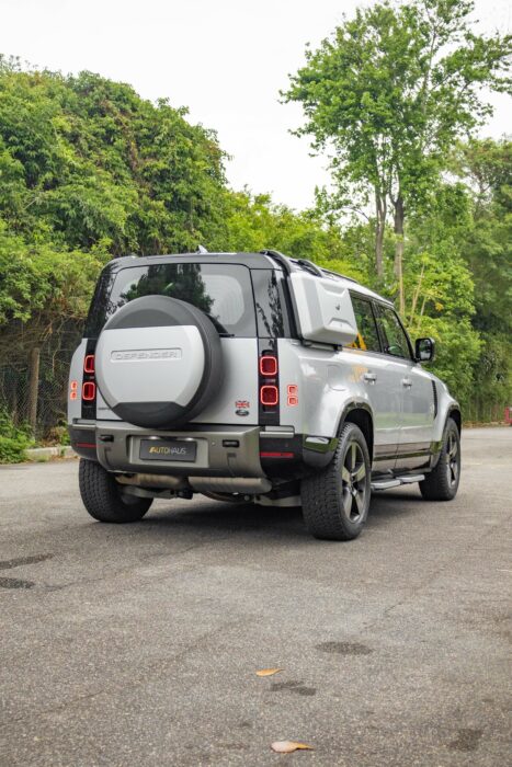 LAND ROVER DEFENDER 2023 completo