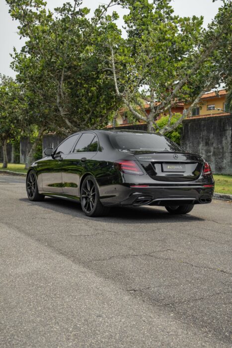 MERCEDES-BENZ E43 AMG 2018 completo