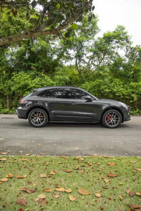 PORSCHE MACAN 2023 completo