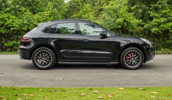 PORSCHE MACAN 2018 completo