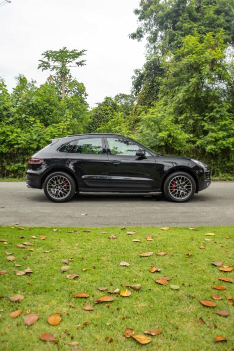 PORSCHE MACAN 2018 completo