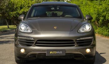 PORSCHE CAYENNE 2011 completo