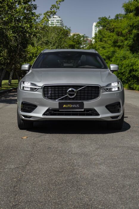 VOLVO XC60 2019 completo