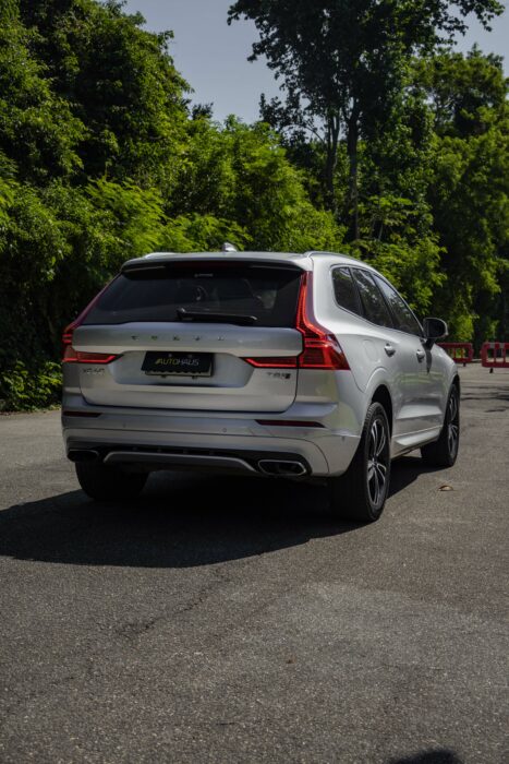 VOLVO XC60 2019 completo