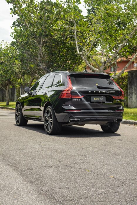 VOLVO XC60 2019 completo