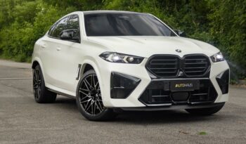 BMW X6 M 2024 completo