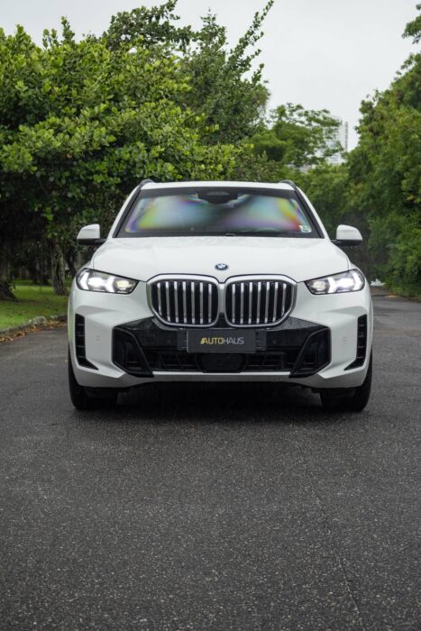 BMW X5 M SPORT 50E 2024 completo