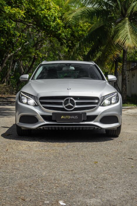 MERCEDES-BENZ C180 2015 completo