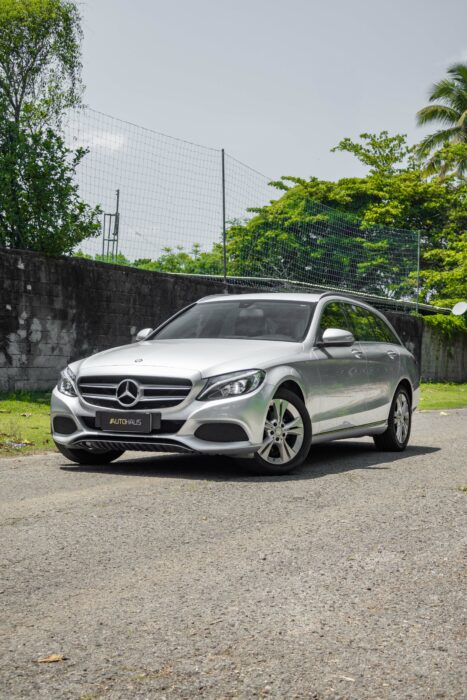 MERCEDES-BENZ C180 2015 completo