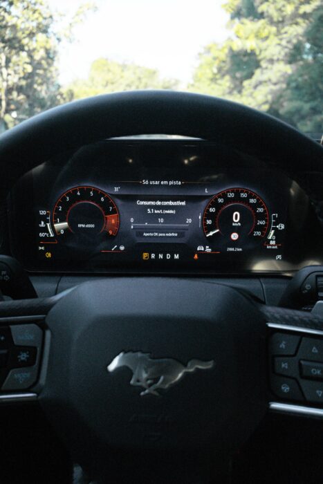 FORD Mustang 2024 completo