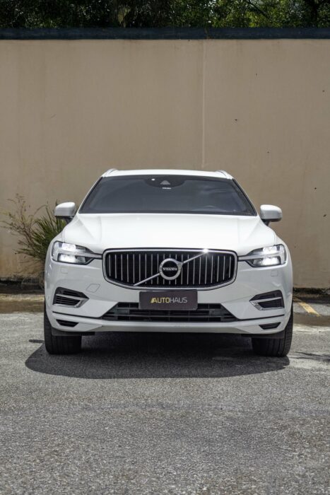 VOLVO XC60 2021 completo