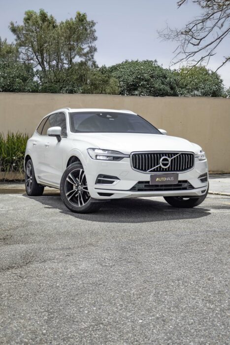 VOLVO XC60 2021 completo