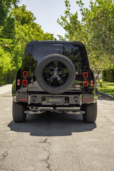 LAND ROVER DEFENDER 2023 completo