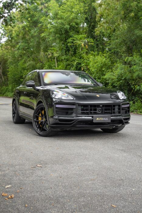 PORSCHE CAYENNE TURBO GT 2023 completo