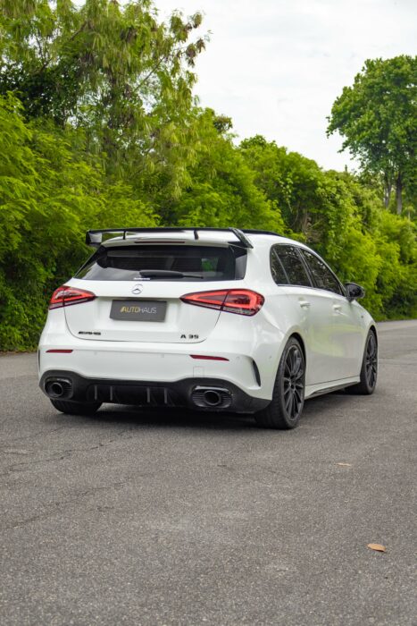 MERCEDES-BENZ A 35 AMG 2020 completo