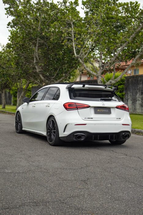 MERCEDES-BENZ A 35 AMG 2020 completo