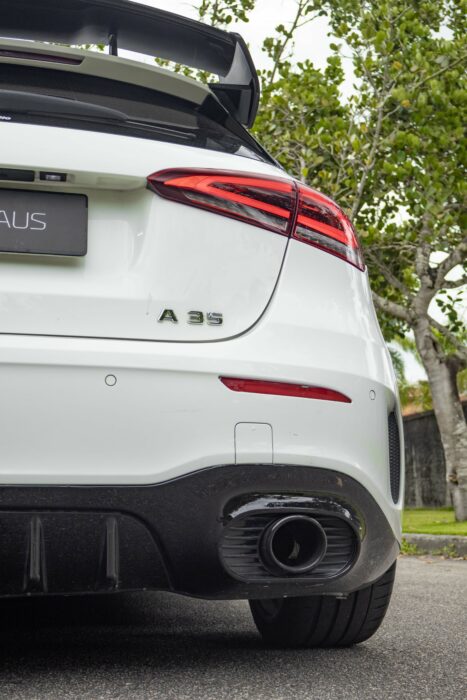 MERCEDES-BENZ A 35 AMG 2020 completo