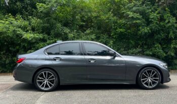 BMW 320i 2020 completo