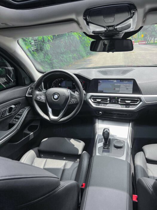 BMW 320i 2020 completo