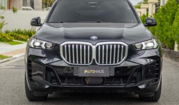 BMW X5 M SPORT 50E 2024 completo