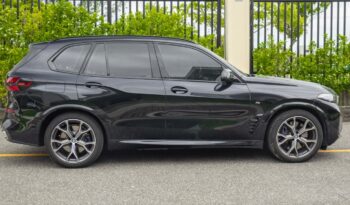 BMW X5 M SPORT 50E 2024 completo