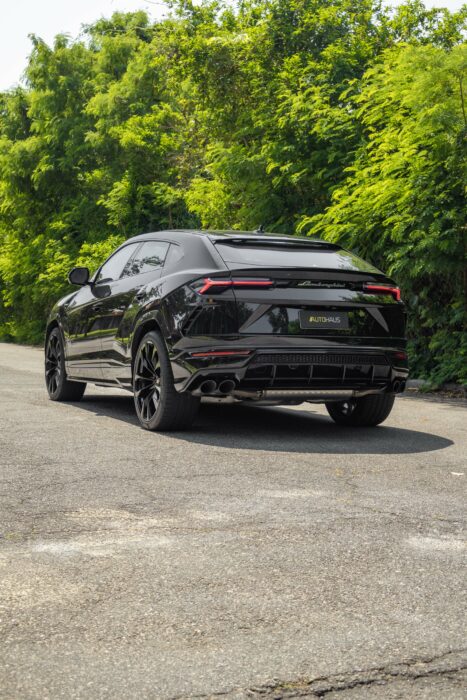 LAMBORGHINI URUS 2019 completo