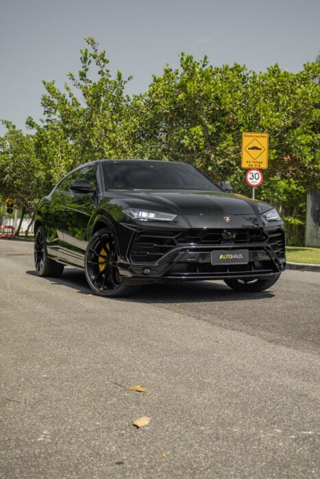 LAMBORGHINI URUS 2019 completo