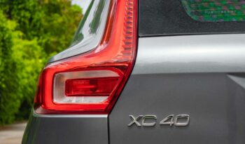 VOLVO XC40 2018 completo