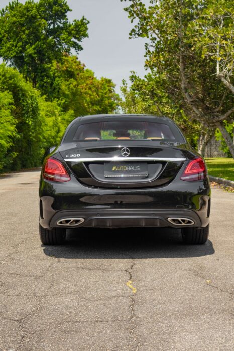 MERCEDES-BENZ C300 2019 completo