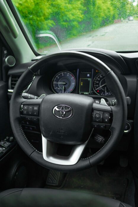 TOYOTA HILUX SW4 2024 completo