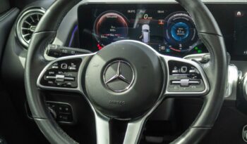 MERCEDES-BENZ GLB 200 2022 completo