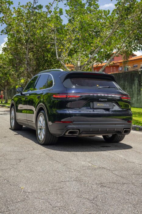 PORSCHE CAYENNE 2019 completo